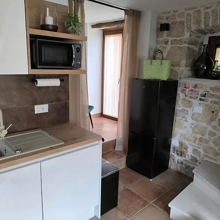 Steinhaus Casa Lapidaria